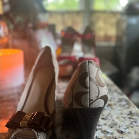 Coach Tan Wedges. 7.5 - Picture 3 of 3